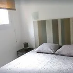 Maison Conviviale A Avec Piscine Partagee 70 M² 8 Personnes