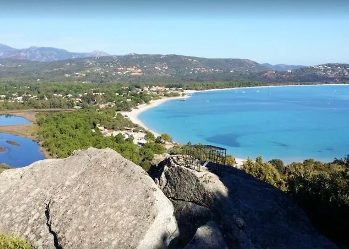 Maison Conviviale à Avec Piscine Partagée 70 M² 8 Personnes * Lecci