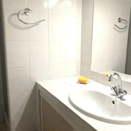 Holiday home Charmante Maison A Avec Vue Sur Montagne Et Piscine Partagee *
