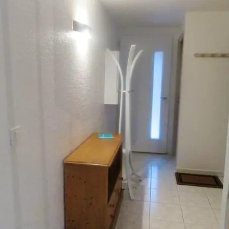 Maison Conviviale à Avec Piscine Partagée 70 M² 8 Personnes Сasa de vacaciones