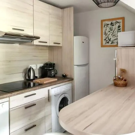 Charmante Maison A Avec Vue Sur Montagne Et Piscine Partagee Lecci