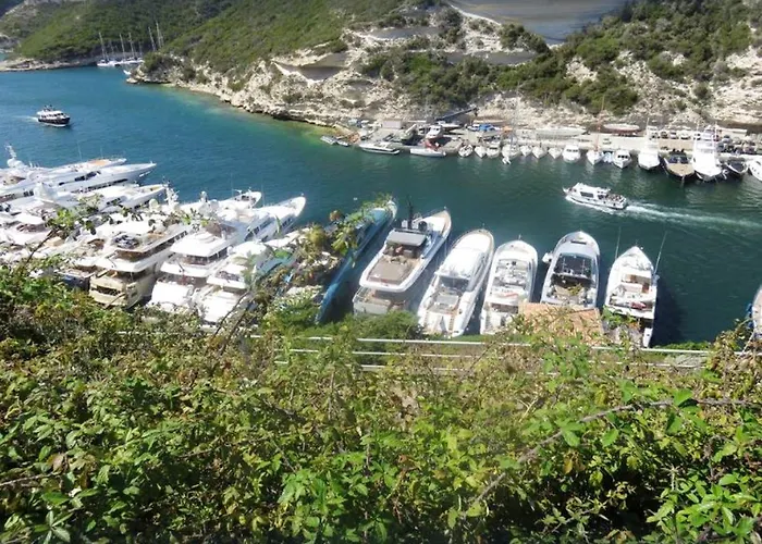 Maison Conviviale A Avec Piscine Partagee 70 M² 8 Personnes * Lecci